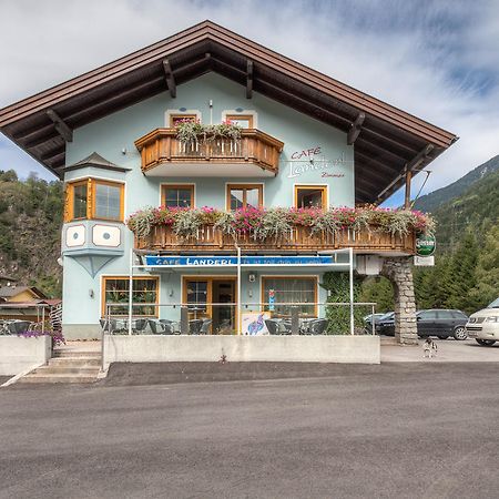 Cafe Landerl Hotel Matrei in Osttirol Exterior photo