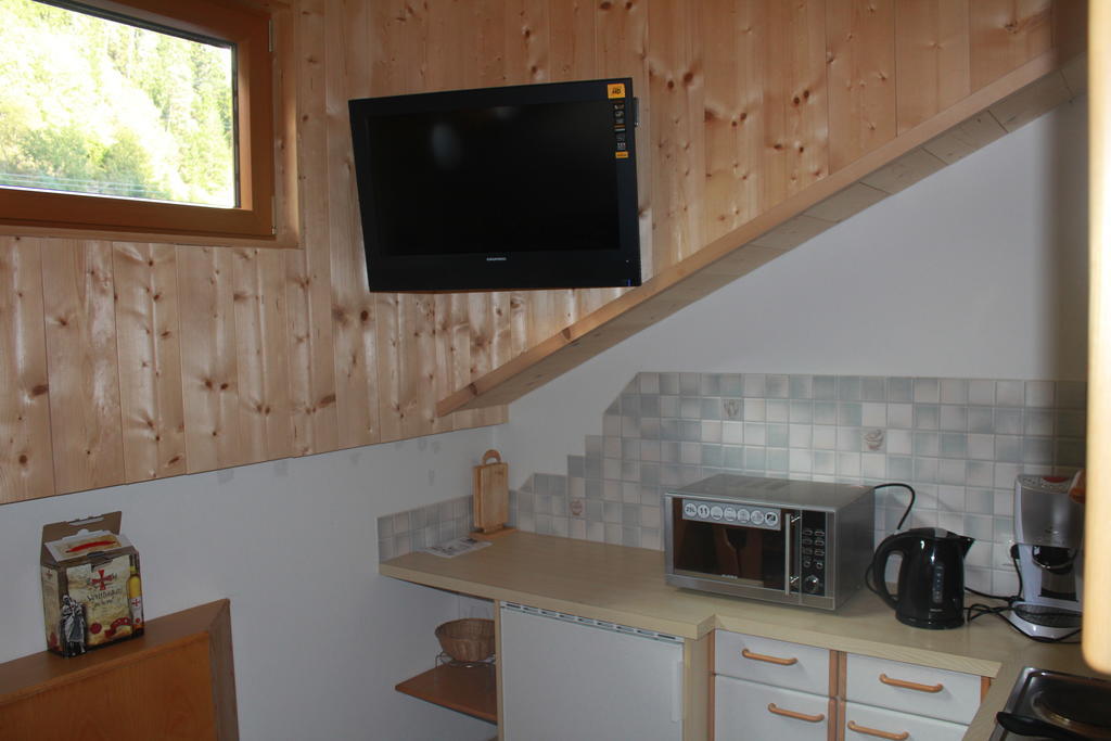 Cafe Landerl Hotel Matrei in Osttirol Room photo